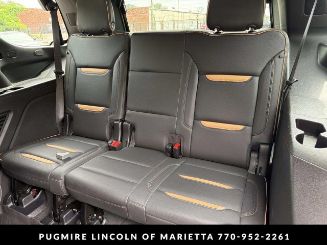 Used 2022 GMC Yukon AT4 w/ AT4 Premium Package AWD/4WD image 23