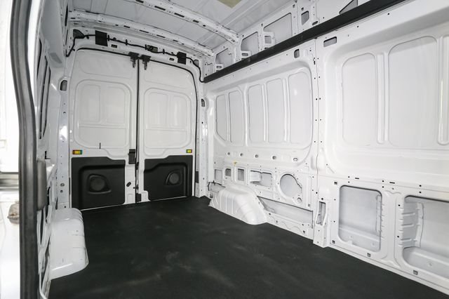 Used 2024 Ford Transit 250 148 High Roof AWD image 18