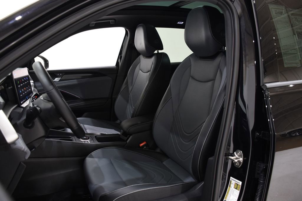 New 2026 Volkswagen Tiguan SE R-Line image 19
