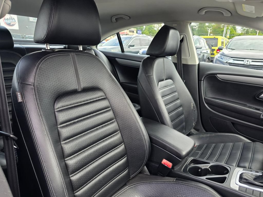 Used 2012 Volkswagen CC Sport FWD image 10