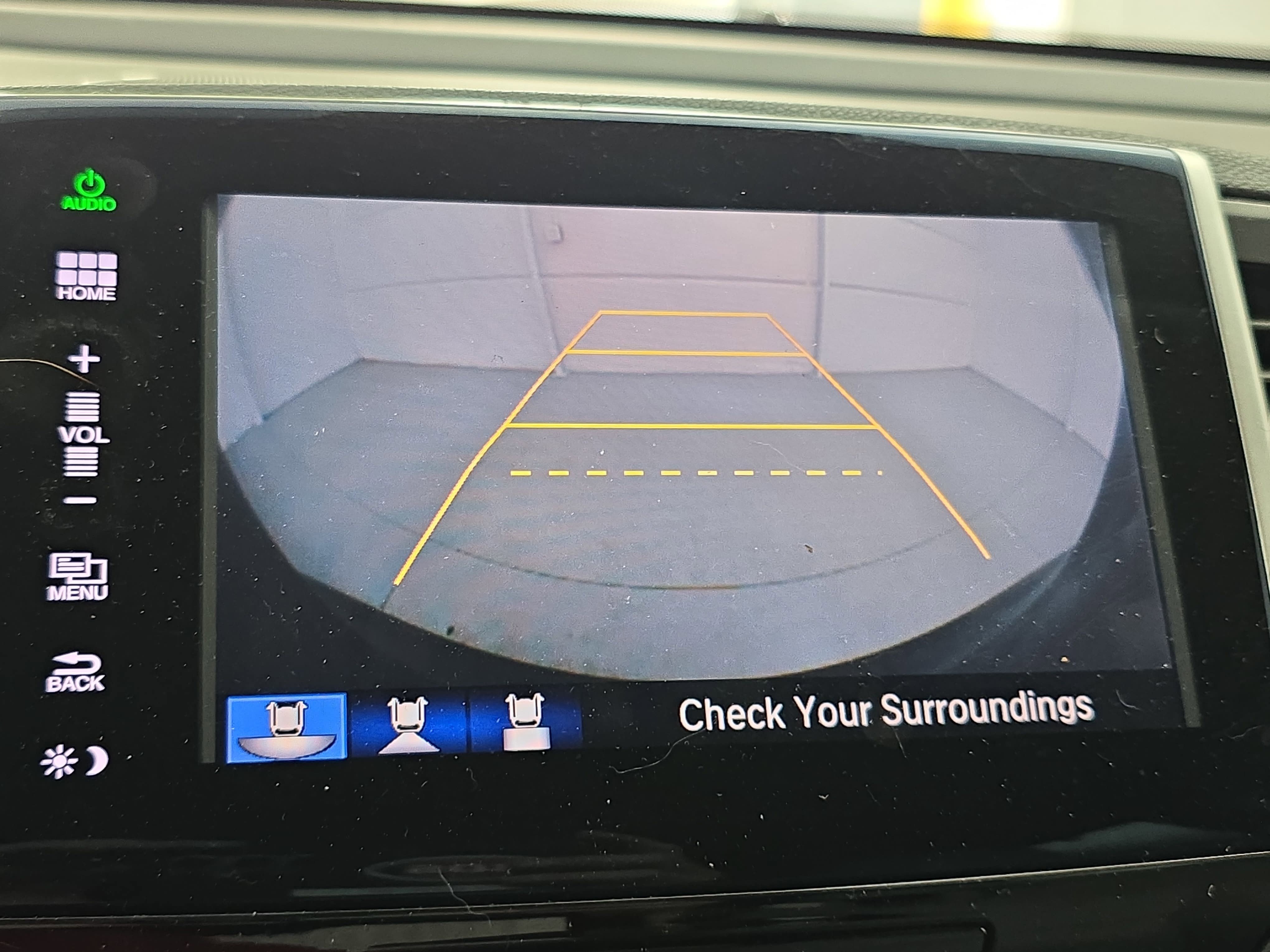 Used 2016 Honda Pilot Touring image 24