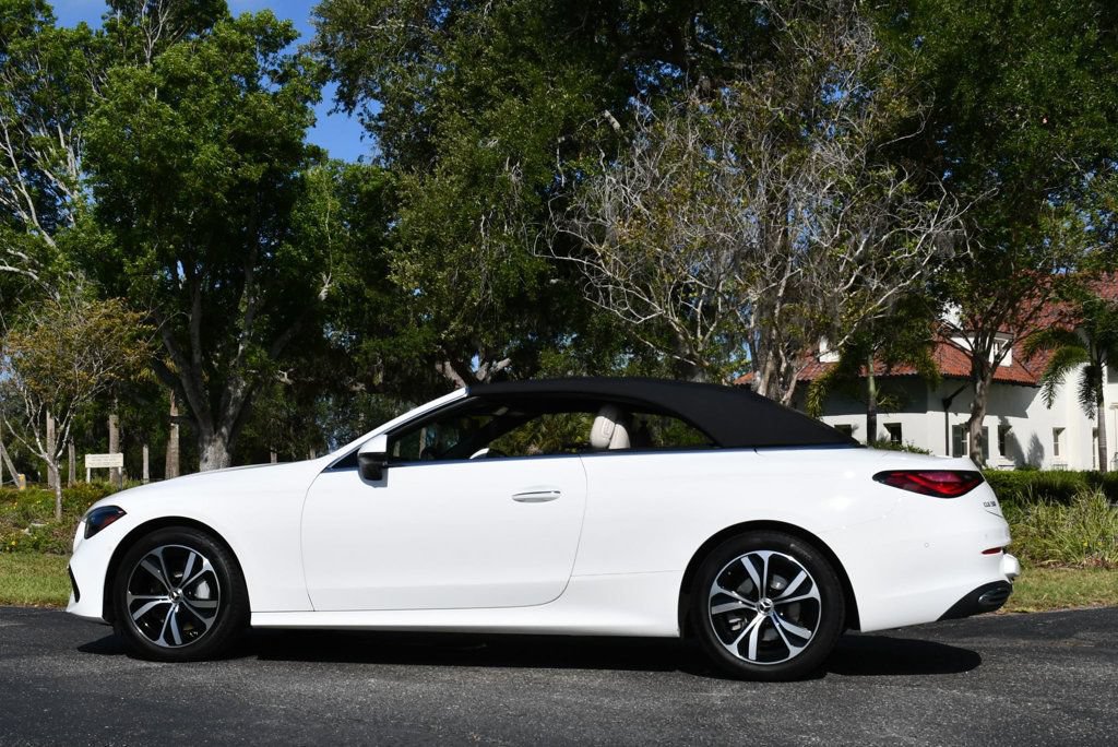 Used 2024 Mercedes-Benz CLE 300 4MATIC Cabriolet w/ Driver Assistance Package image 4