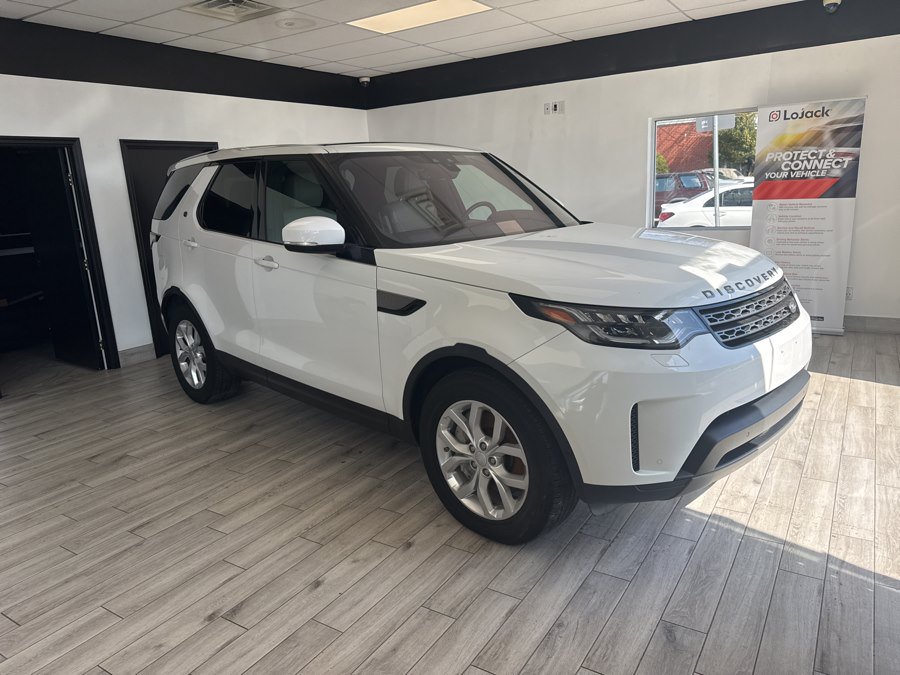 Used 2020 Land Rover Discovery SE AWD/4WD image 3