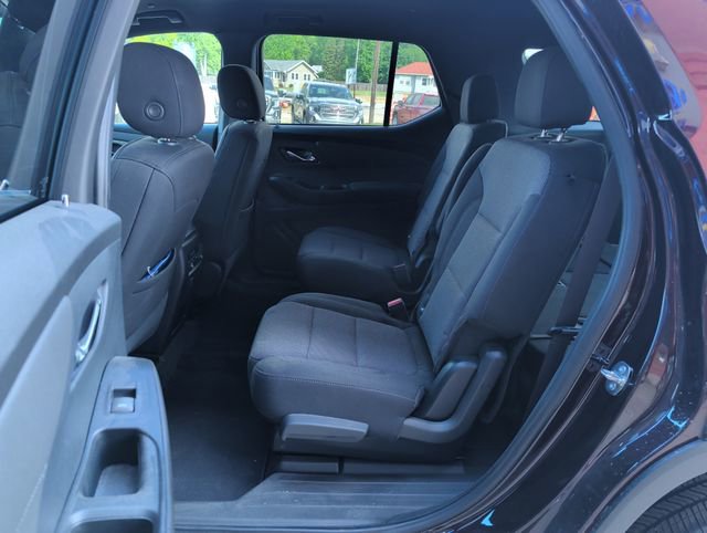 Used 2023 Chevrolet Traverse LT AWD/4WD image 22