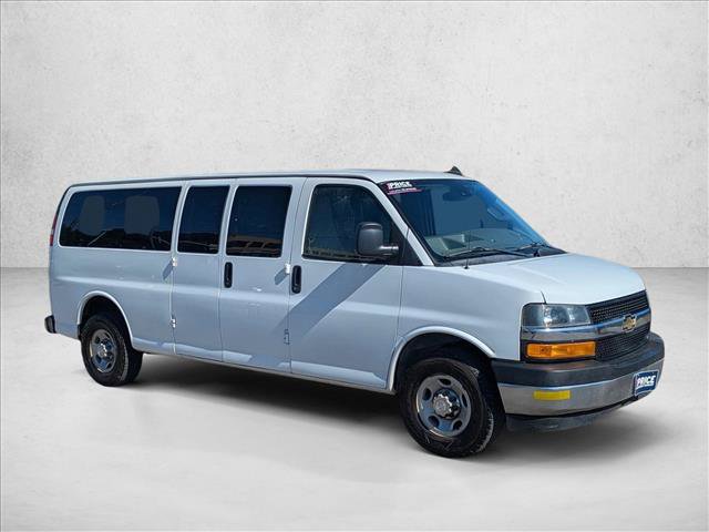 Used 2019 Chevrolet Express 3500 LT w/ LT Preferred Equipment Group RWD image 3