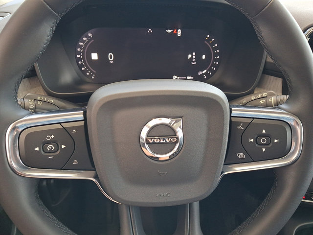 Used 2024 Volvo XC40 B5 Plus w/ Climate Package AWD/4WD image 21