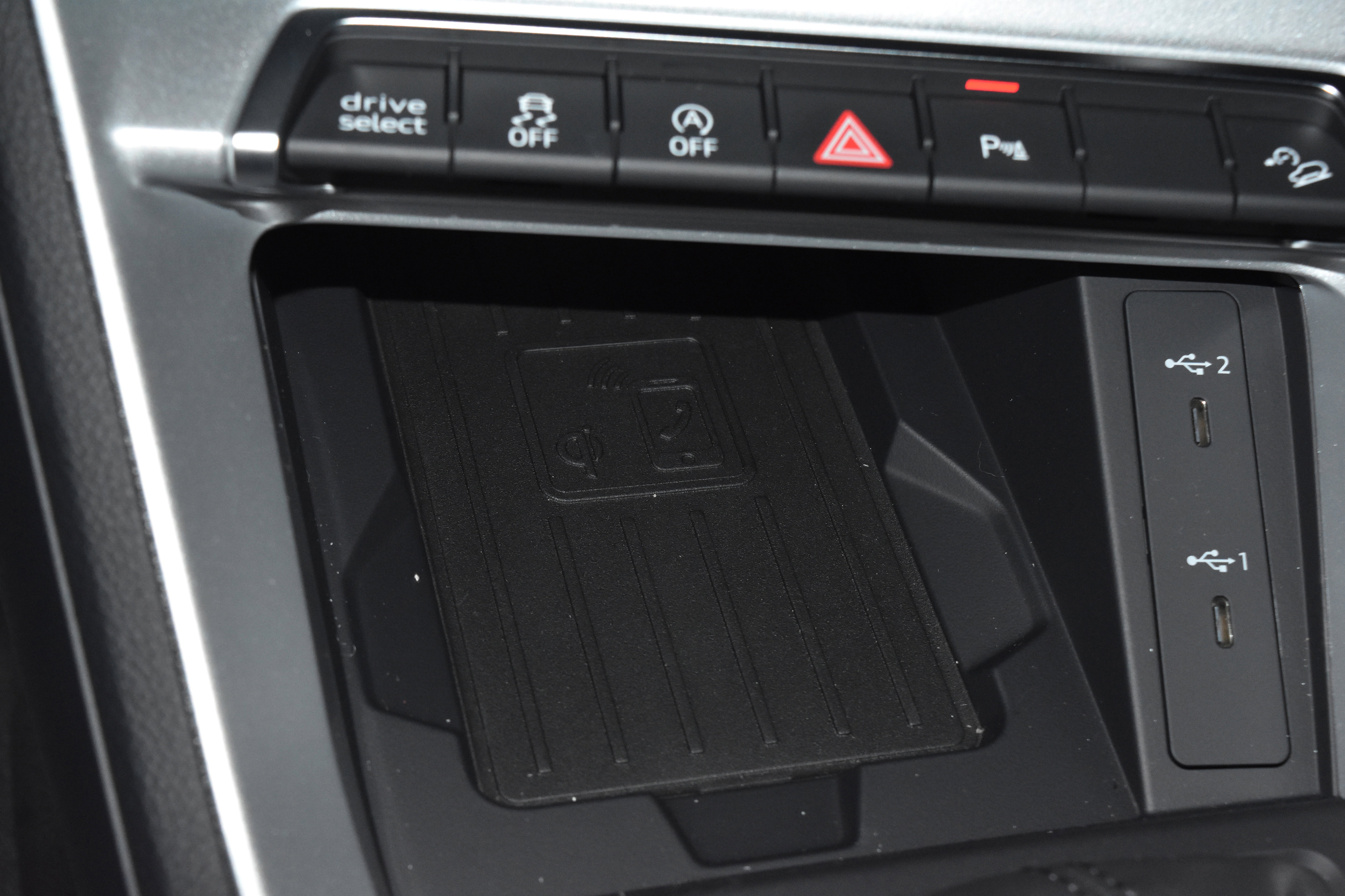 New 2025 Audi Q3 2.0T Premium image 16