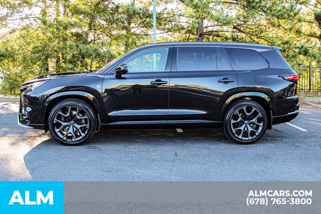 Used 2025 Lexus TX 500h AWD image 7