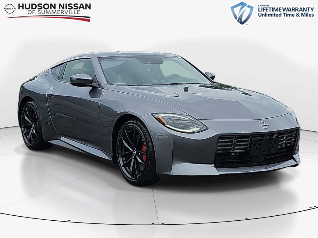 Used 2025 Nissan Z Performance w/ Floor Mat Package RWD image 1