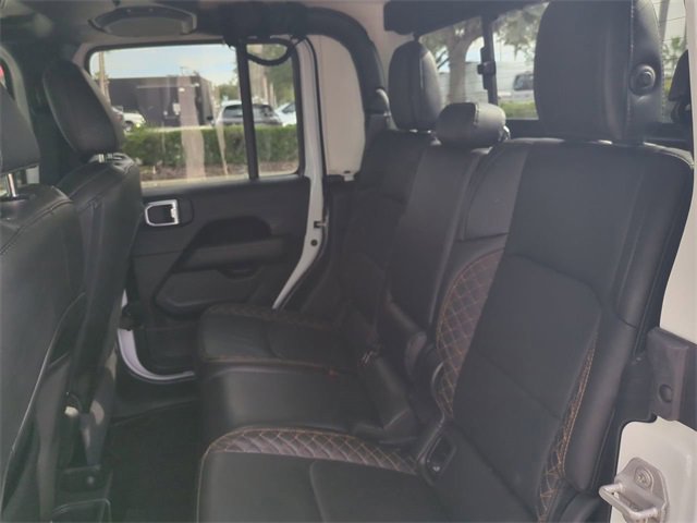 Used 2023 Jeep Gladiator Overland image 14