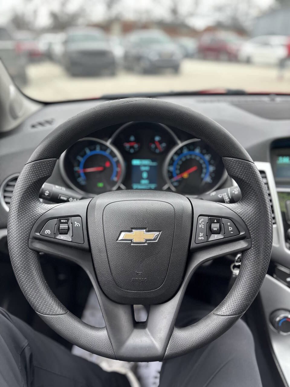 Used 2015 Chevrolet Cruze LT image 12