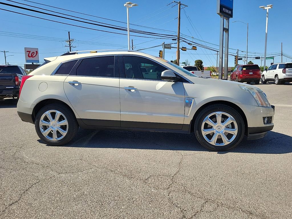 Used 2016 Cadillac SRX Performance w/ Driver Awareness Package image 12