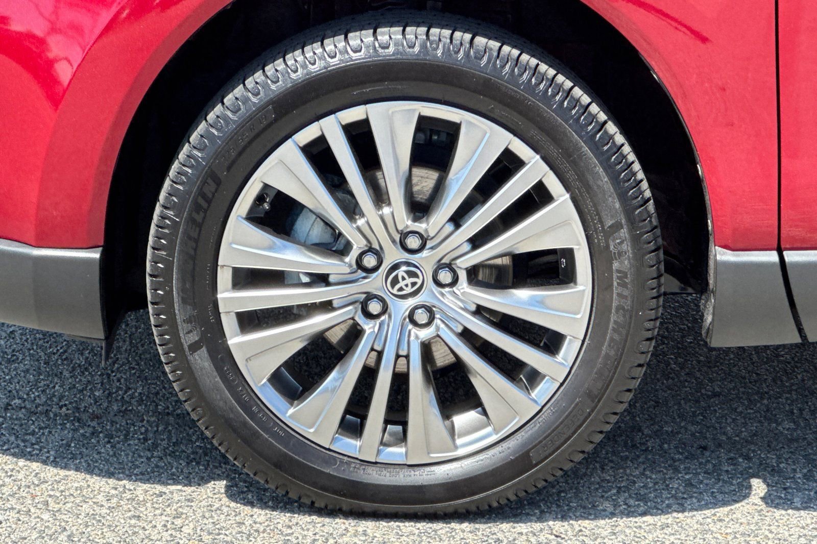 Used 2021 Toyota Venza XLE AWD/4WD image 26