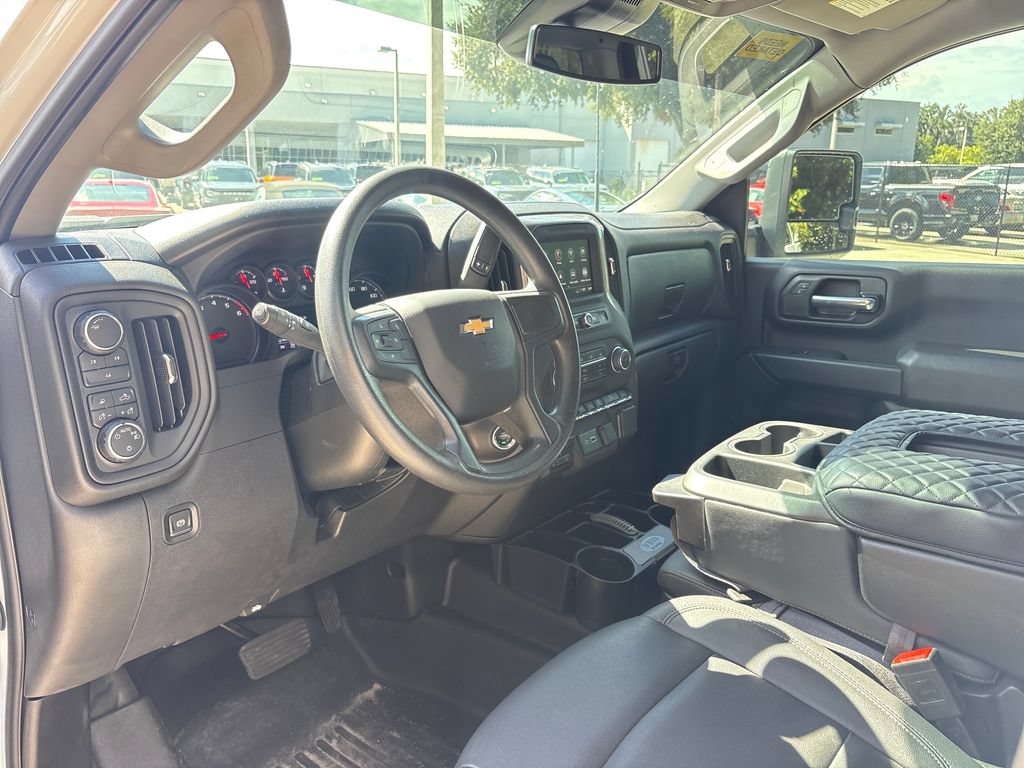 Used 2025 Chevrolet Silverado 2500 W/T AWD/4WD image 6