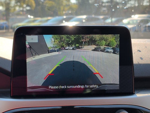 Used 2020 Ford Escape SE FWD image 16