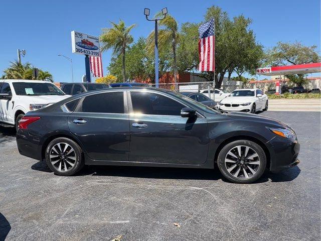 Used 2018 Nissan Altima 2.5 SL FWD image 5