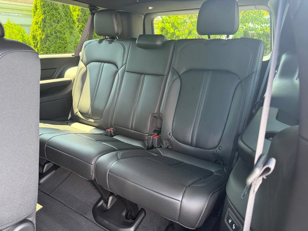 New 2025 Jeep Wagoneer L 4WD w/ Convenience Group I image 14