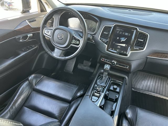 Used 2017 Volvo XC90 T6 Momentum w/ Vision Package AWD/4WD image 16