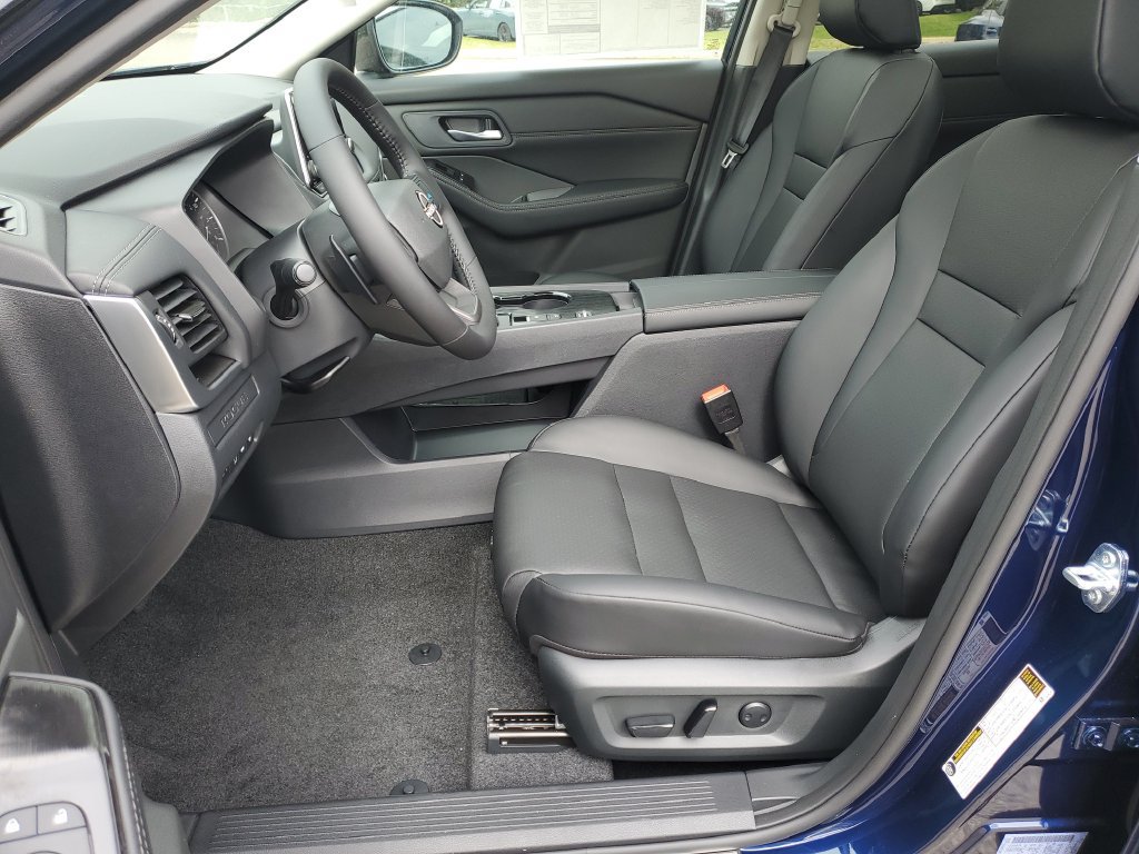 New 2026 Nissan Rogue Dark Armor FWD image 20