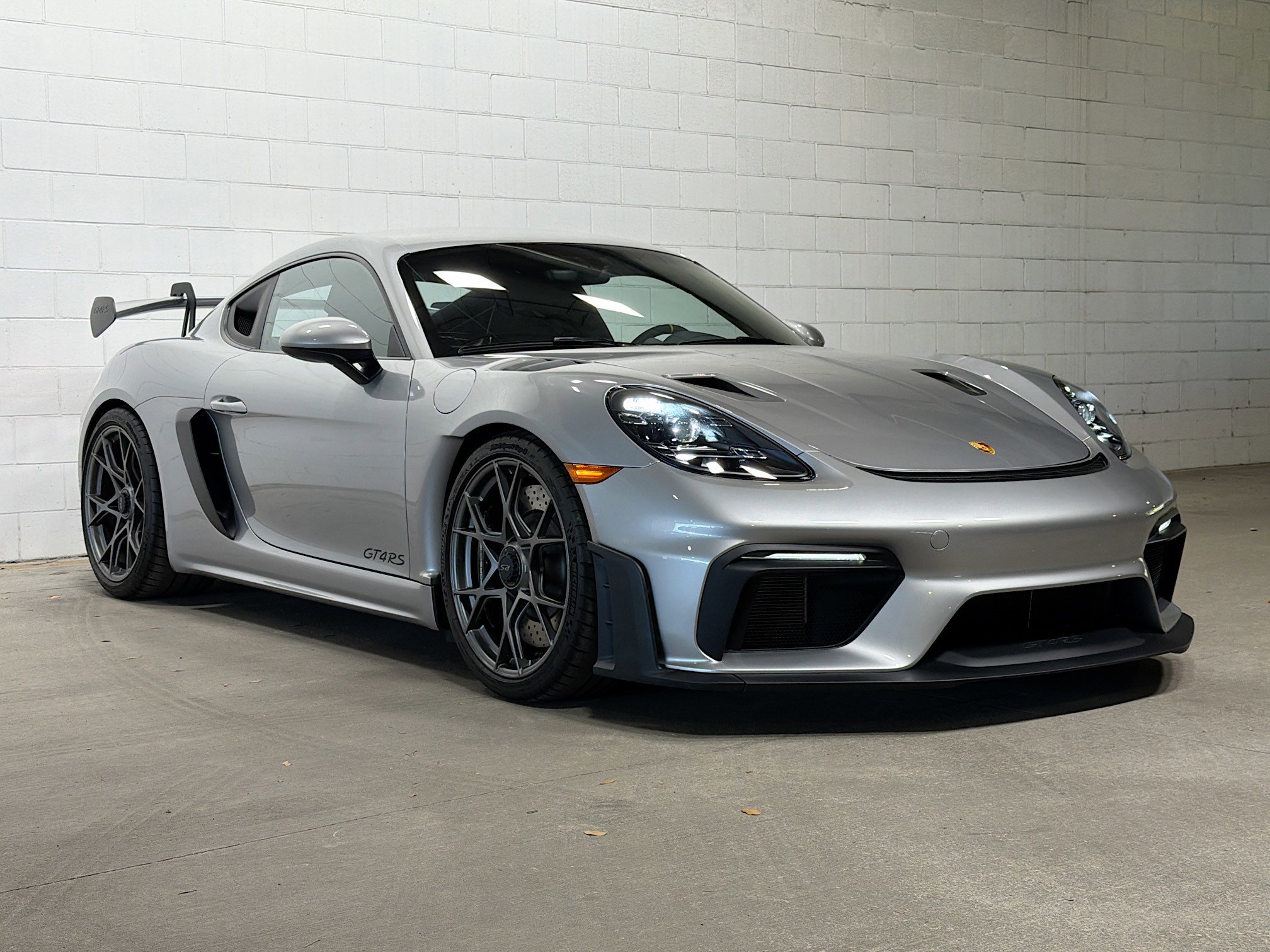 Used 2025 Porsche 718 Cayman GT4 RS w/ Chrono Package RWD image 6