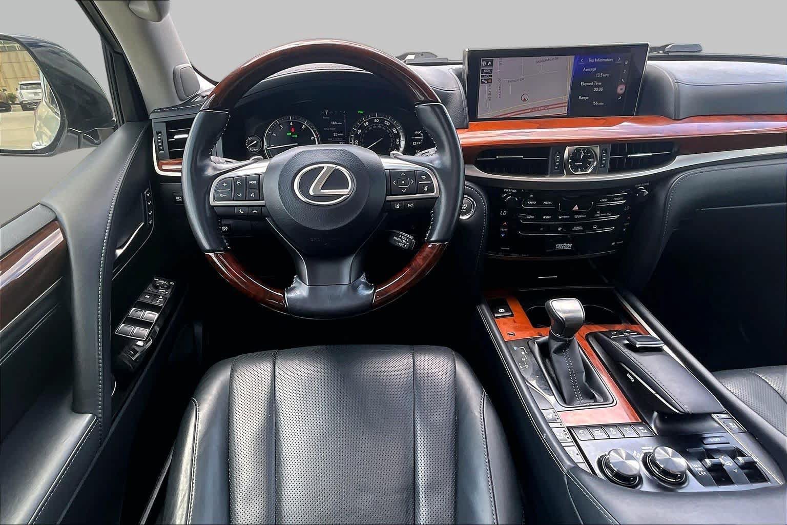 Used 2017 Lexus LX 570 4WD image 6