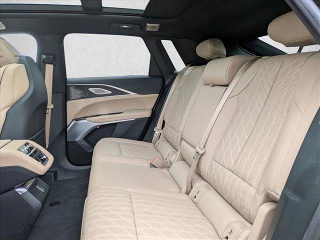 Used 2026 Cadillac Lyriq V image 21