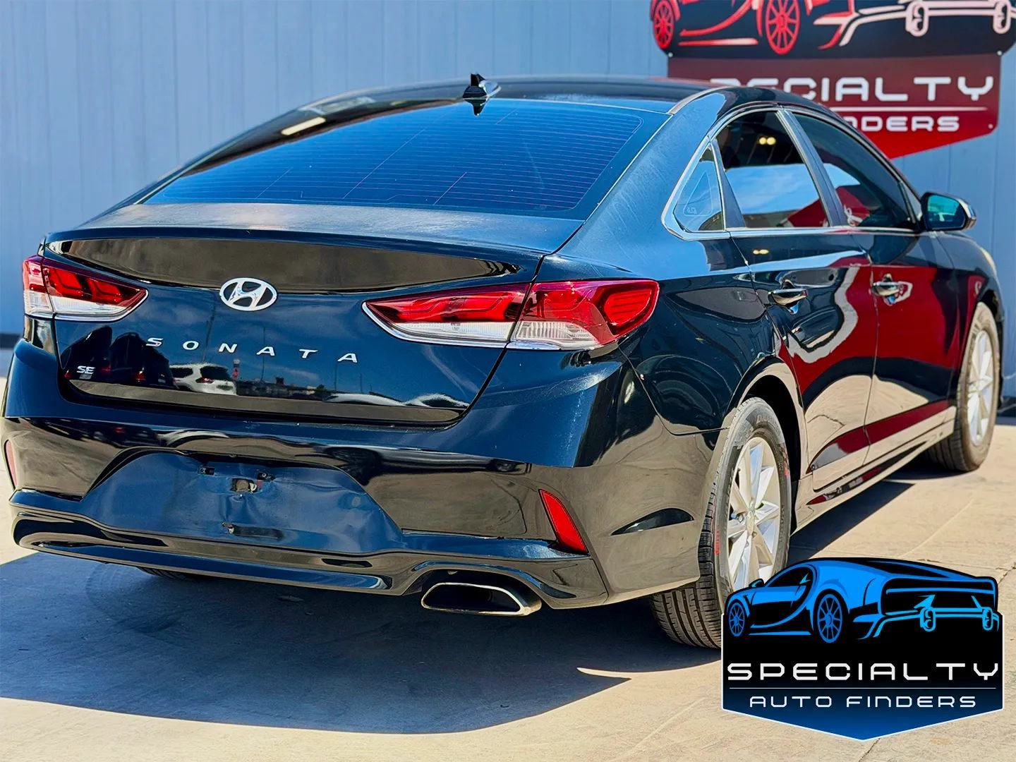 Used 2018 Hyundai Sonata SE w/ Cargo Package FWD image 4