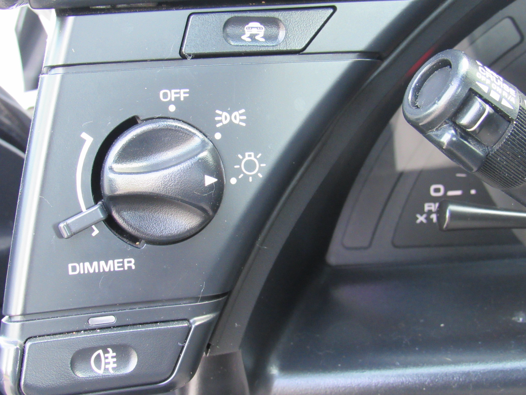 Used 1996 Chevrolet Corvette Coupe RWD image 16