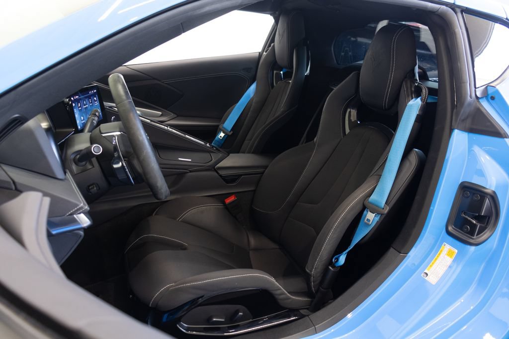 Used 2024 Chevrolet Corvette Z06 RWD image 19