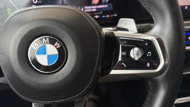 Used 2025 BMW 760i xDrive w/ Executive Package AWD/4WD image 52