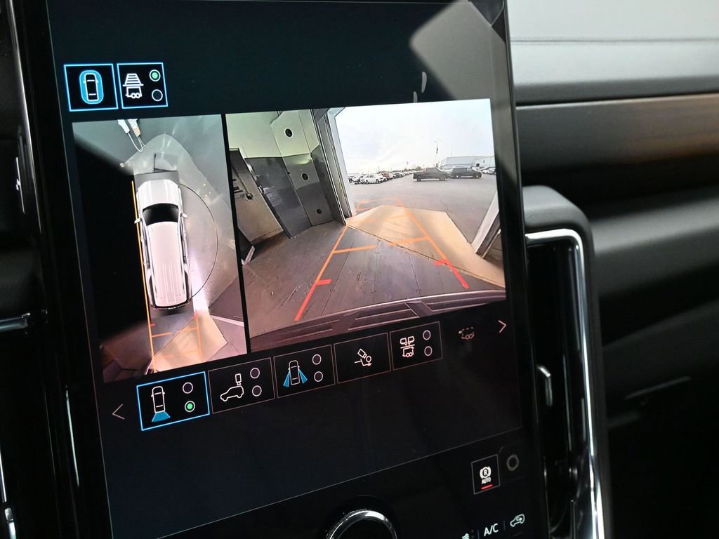 New 2026 GMC Yukon XL Denali w/ Denali Reserve Package image 33