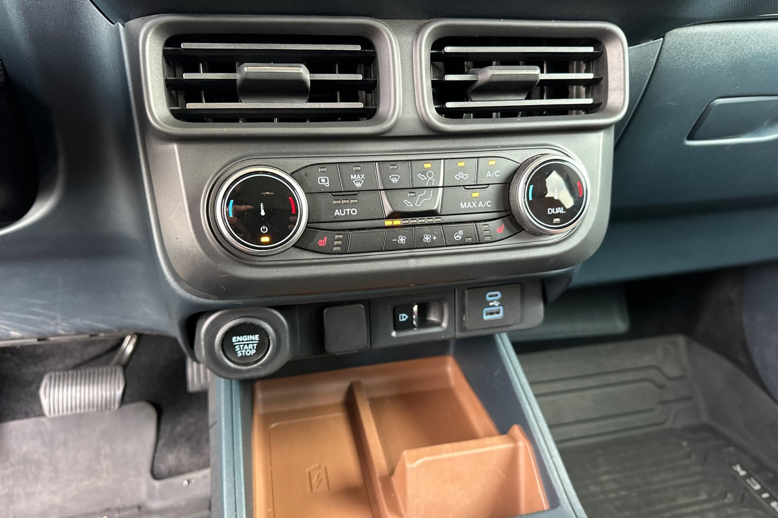 Used 2024 Ford Maverick Lariat w/ FX4 Off-Road Package image 22