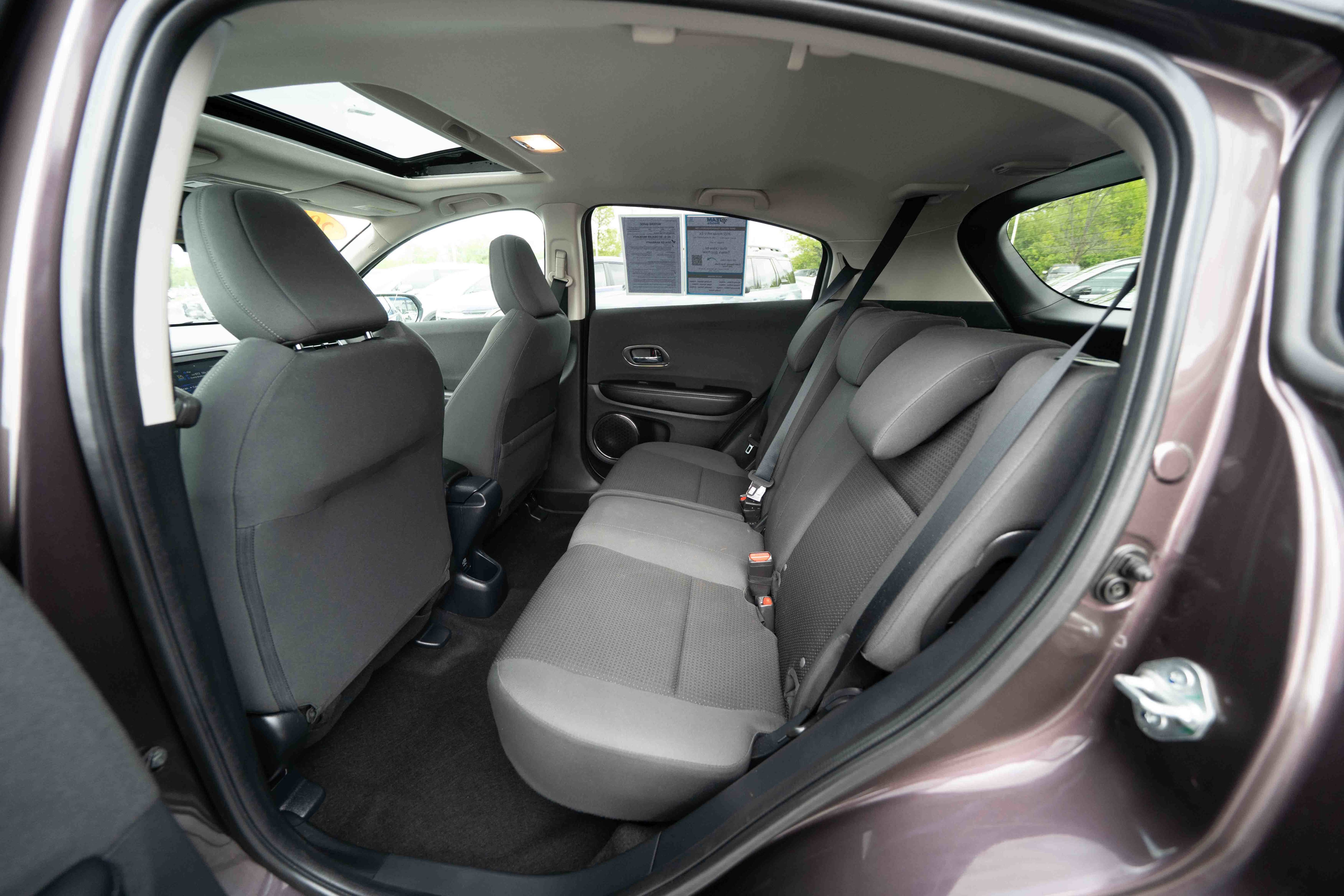 Used 2022 Honda HR-V EX image 23