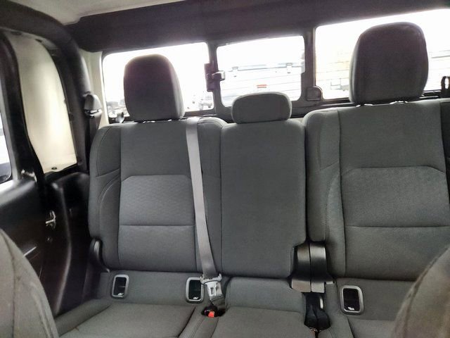 Used 2020 Jeep Gladiator Sport w/ Auxiliary Switch Group AWD/4WD image 13