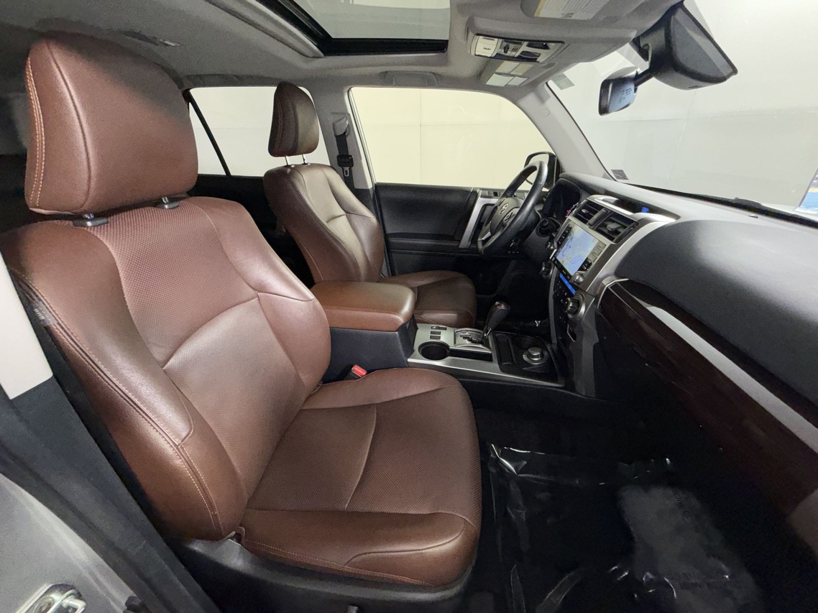 Used 2023 Toyota 4Runner Limited AWD/4WD image 26