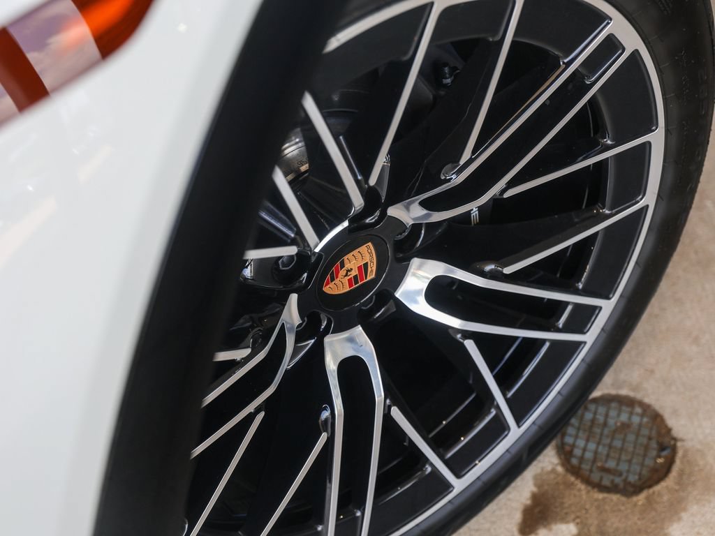 New 2026 Porsche Cayenne Electric AWD/4WD image 12