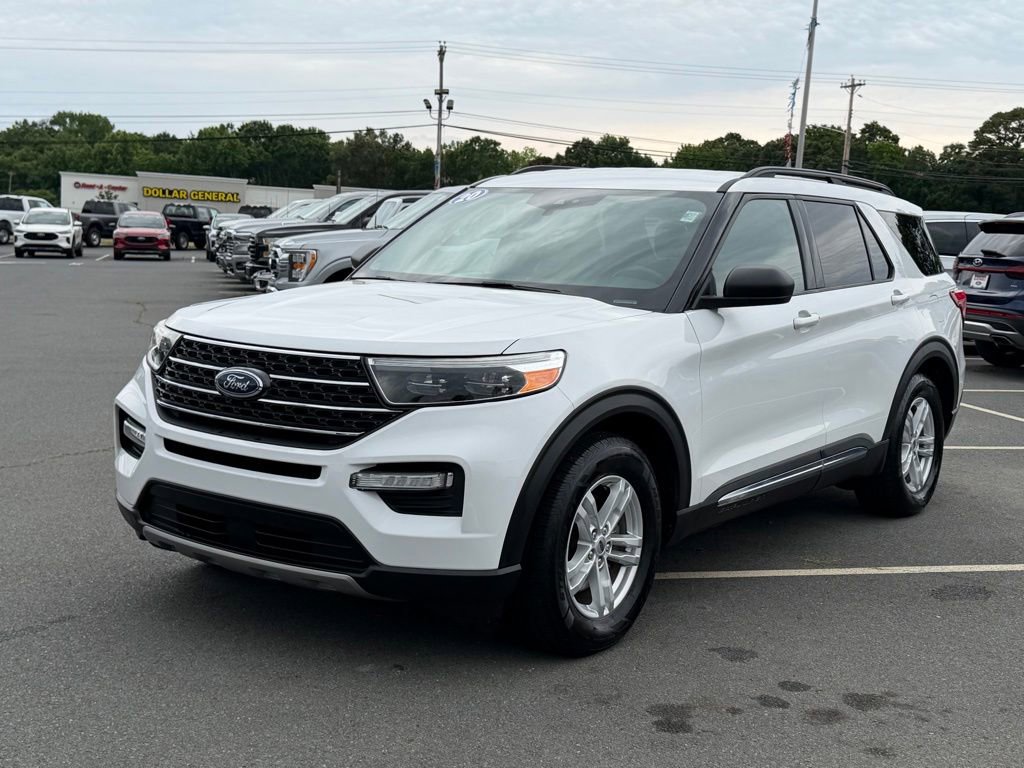 Used 2020 Ford Explorer XLT w/ Equipment Group 202A RWD image 8