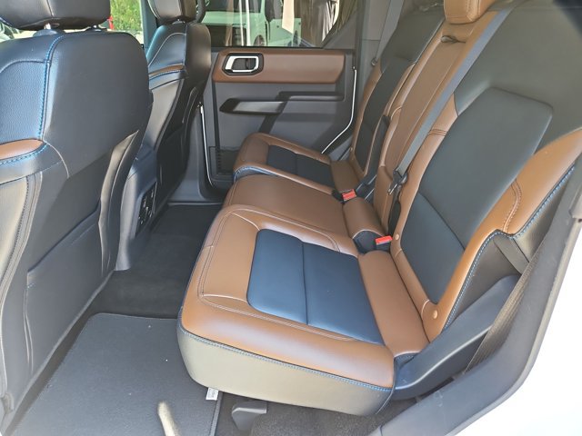 Used 2024 Ford Bronco Outer Banks AWD/4WD image 19