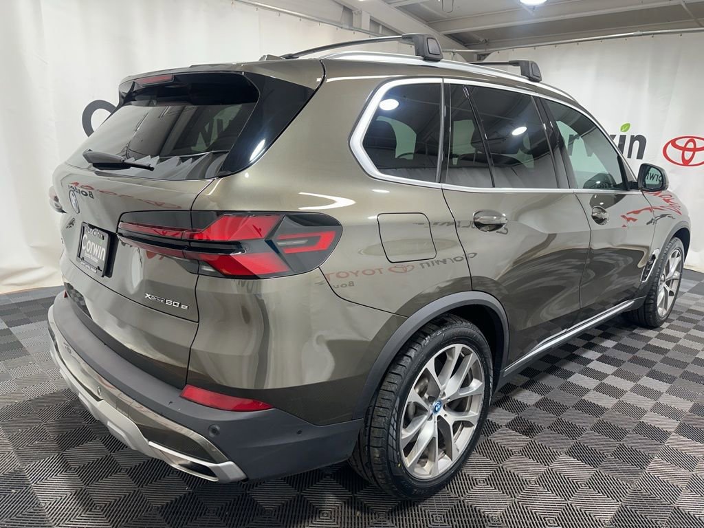 Used 2024 BMW X5 xDrive50e w/ Premium Package image 6