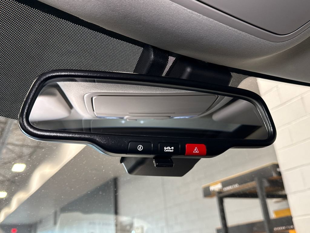Used 2025 Kia Soul EX FWD image 24