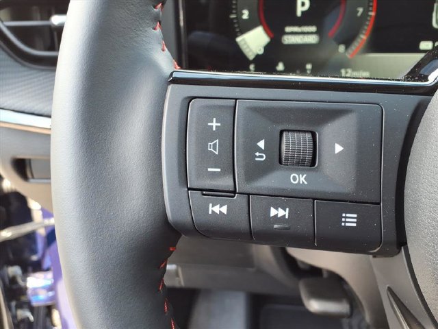 New 2026 Nissan Kicks SR w/ SR Premium Package FWD image 12
