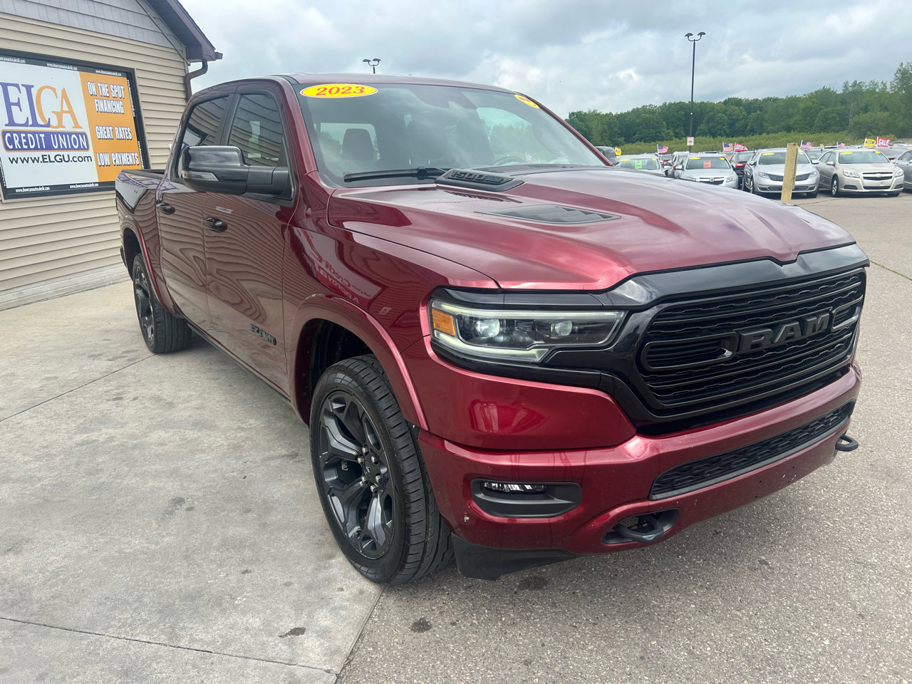 Used 2023 RAM 1500 Limited w/ Night Edition image 3