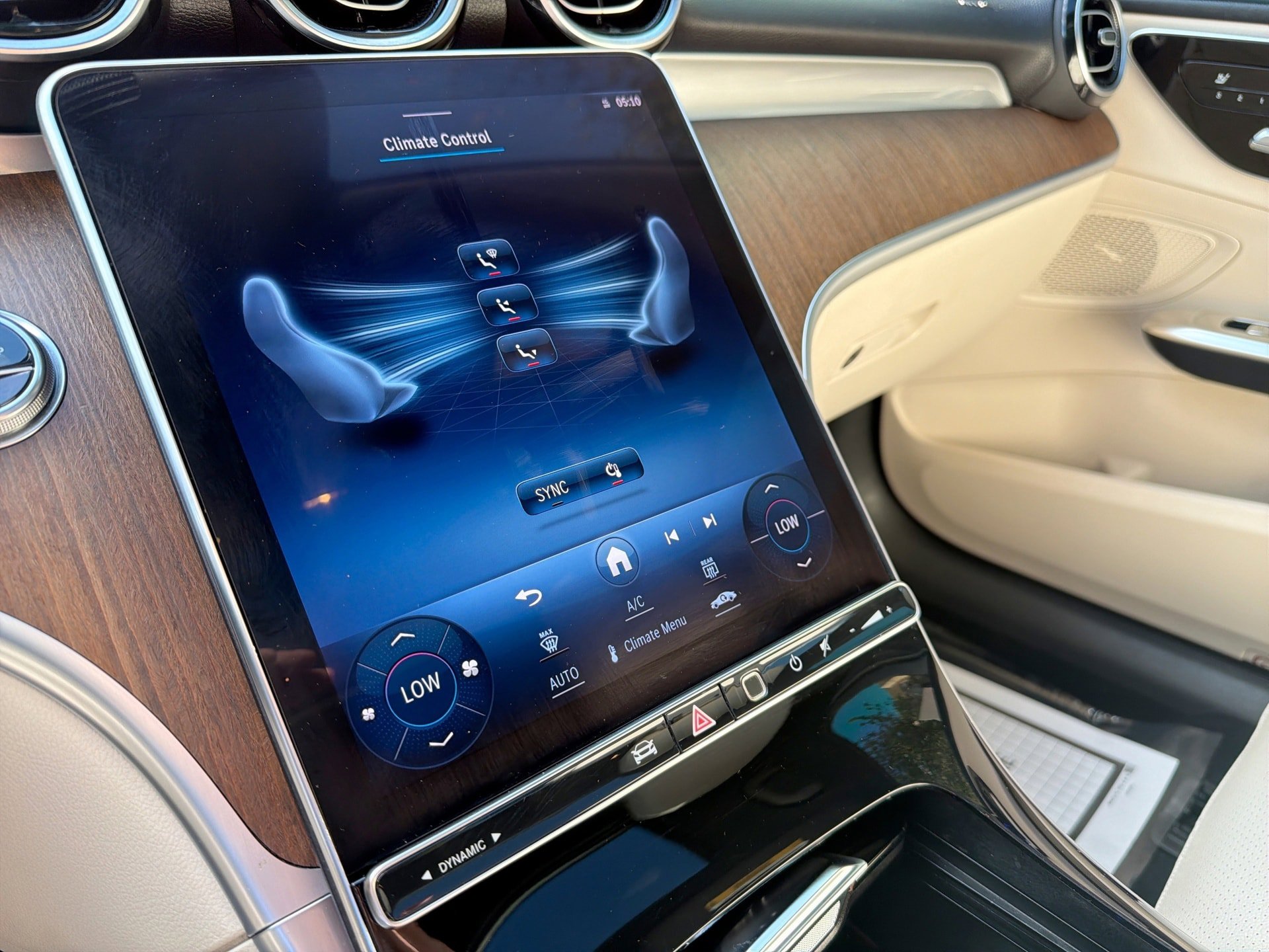 Used 2022 Mercedes-Benz C 300 Sedan image 17