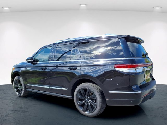 Used 2022 Lincoln Navigator Reserve AWD/4WD image 17