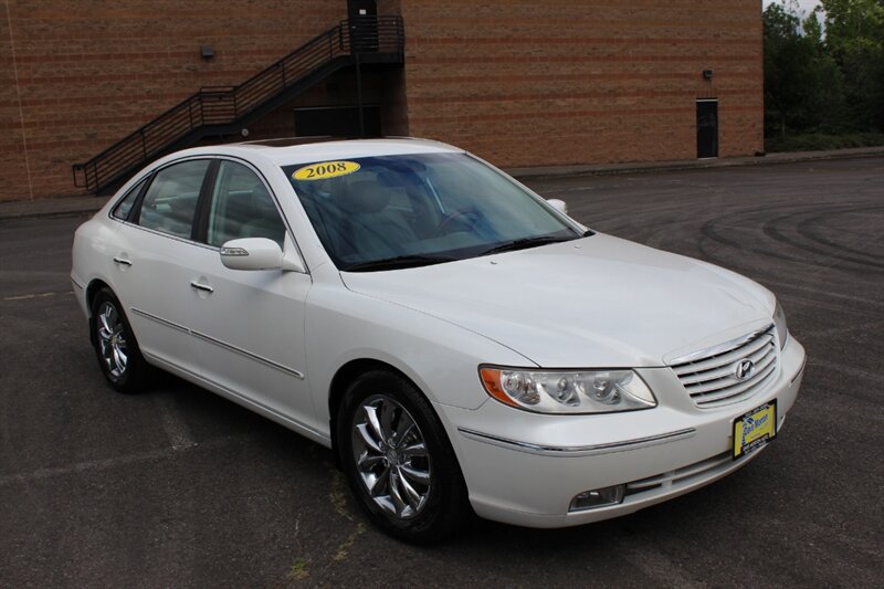 Used 2008 Hyundai Azera Limited FWD image 1