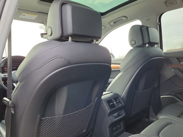 Used 2022 Audi Q5 2.0T Prestige w/ Prestige Package image 15