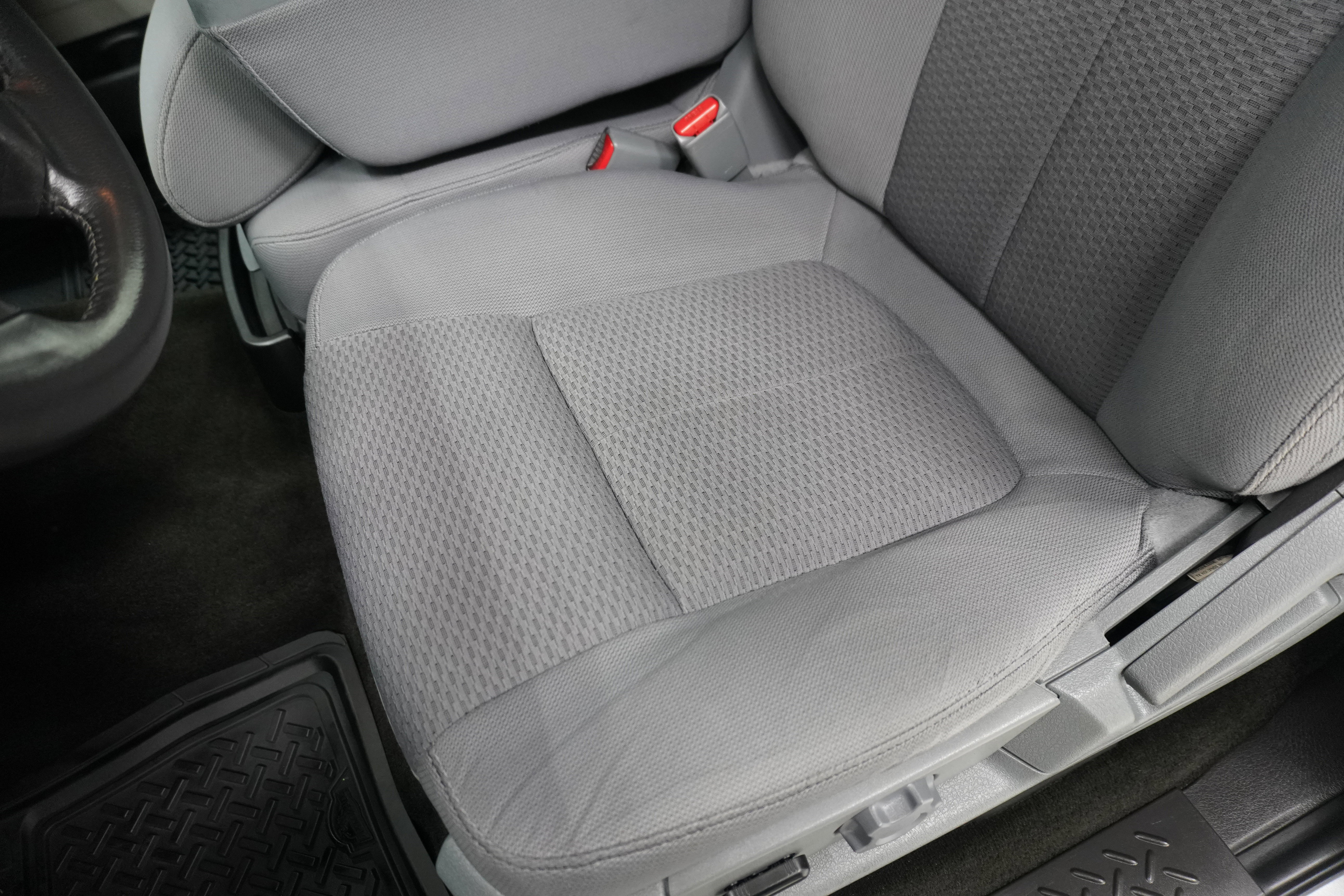 Used 2013 Ford F150 XLT w/ Luxury Equipment Group image 12