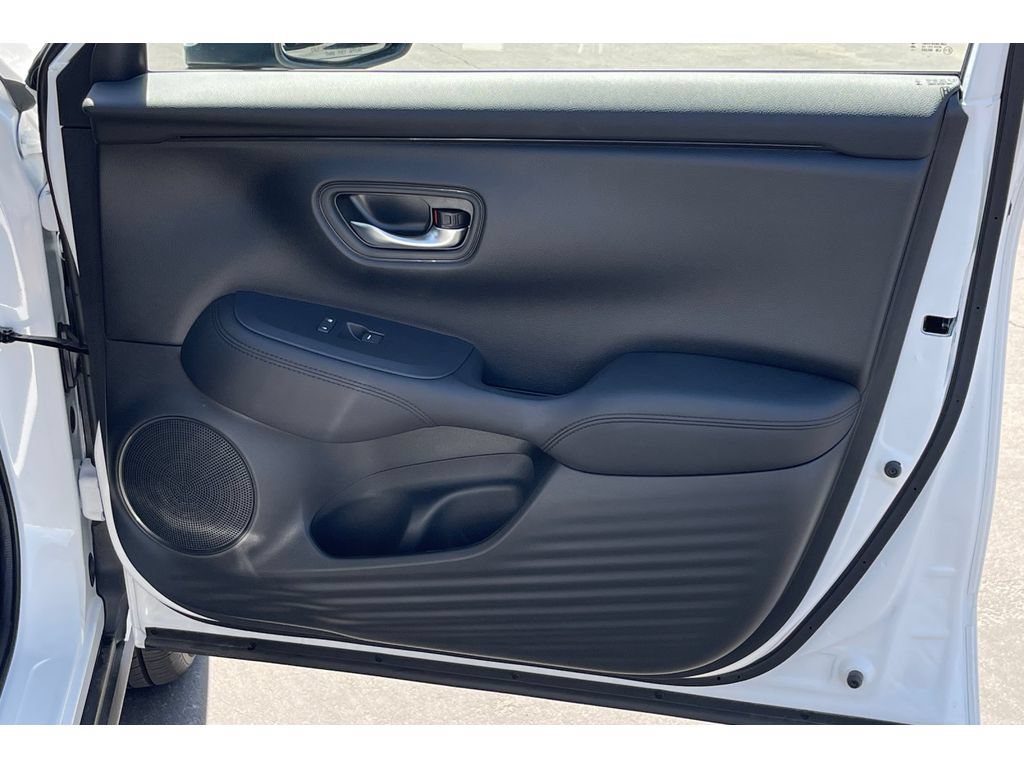 Certified 2027 Honda HR-V LX image 20