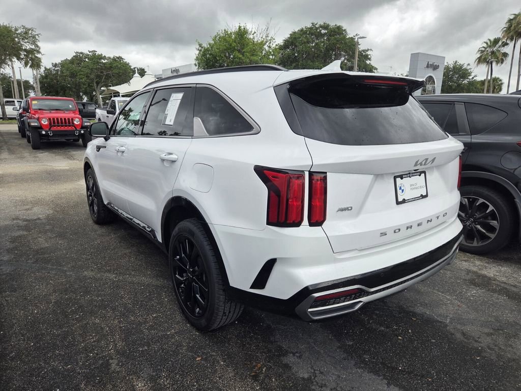 Used 2022 Kia Sorento SX AWD/4WD image 4