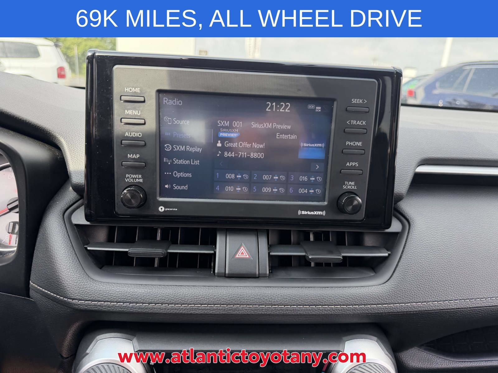 Used 2020 Toyota RAV4 LE w/ Carpet Mat Package AWD/4WD image 26